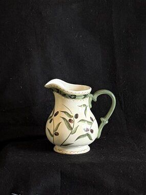 Discontinued Oneida ‘Oliveto’ Stoneware Pitcher